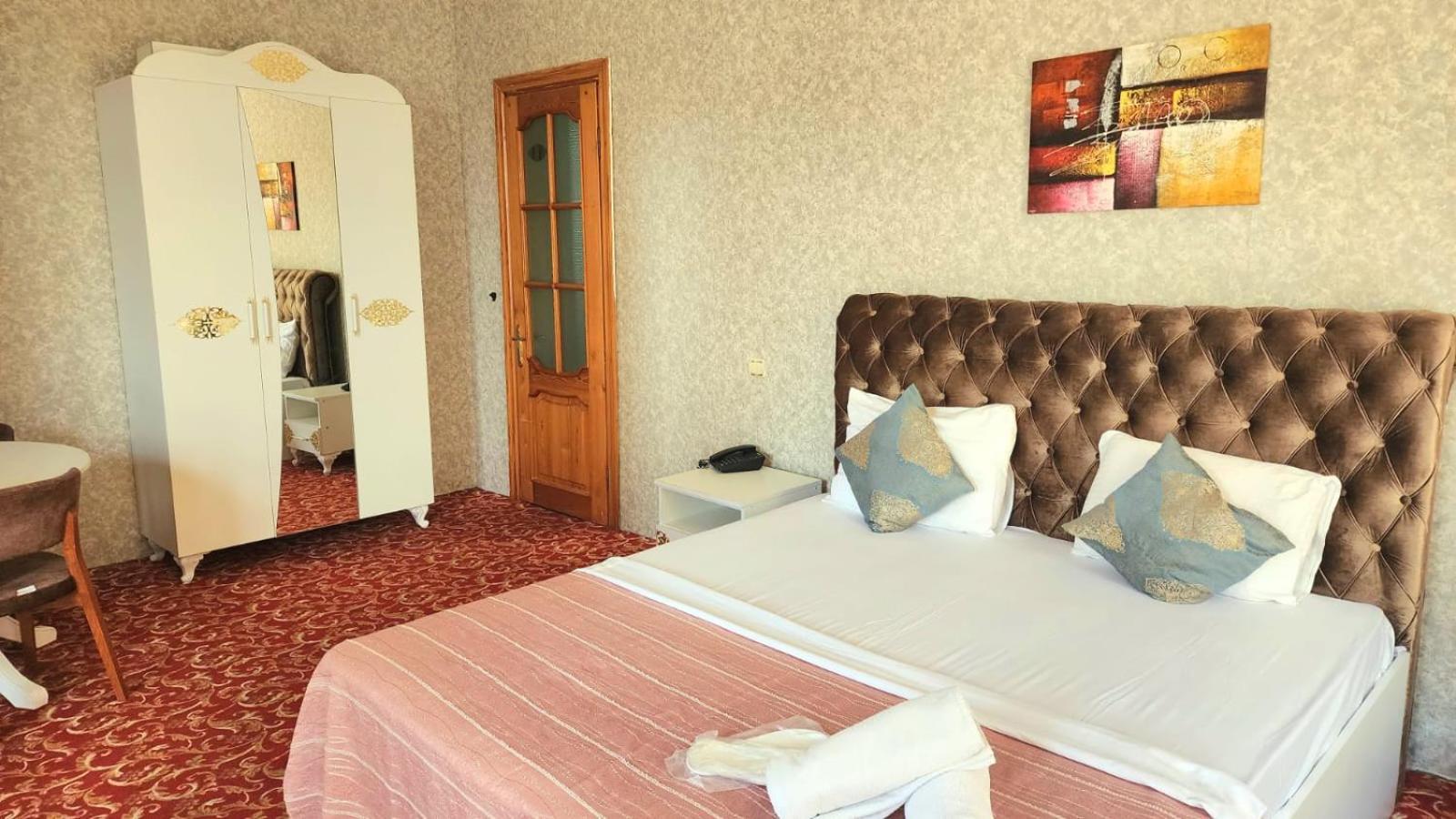 Family Soffia Hotel Old City Baku Luaran gambar